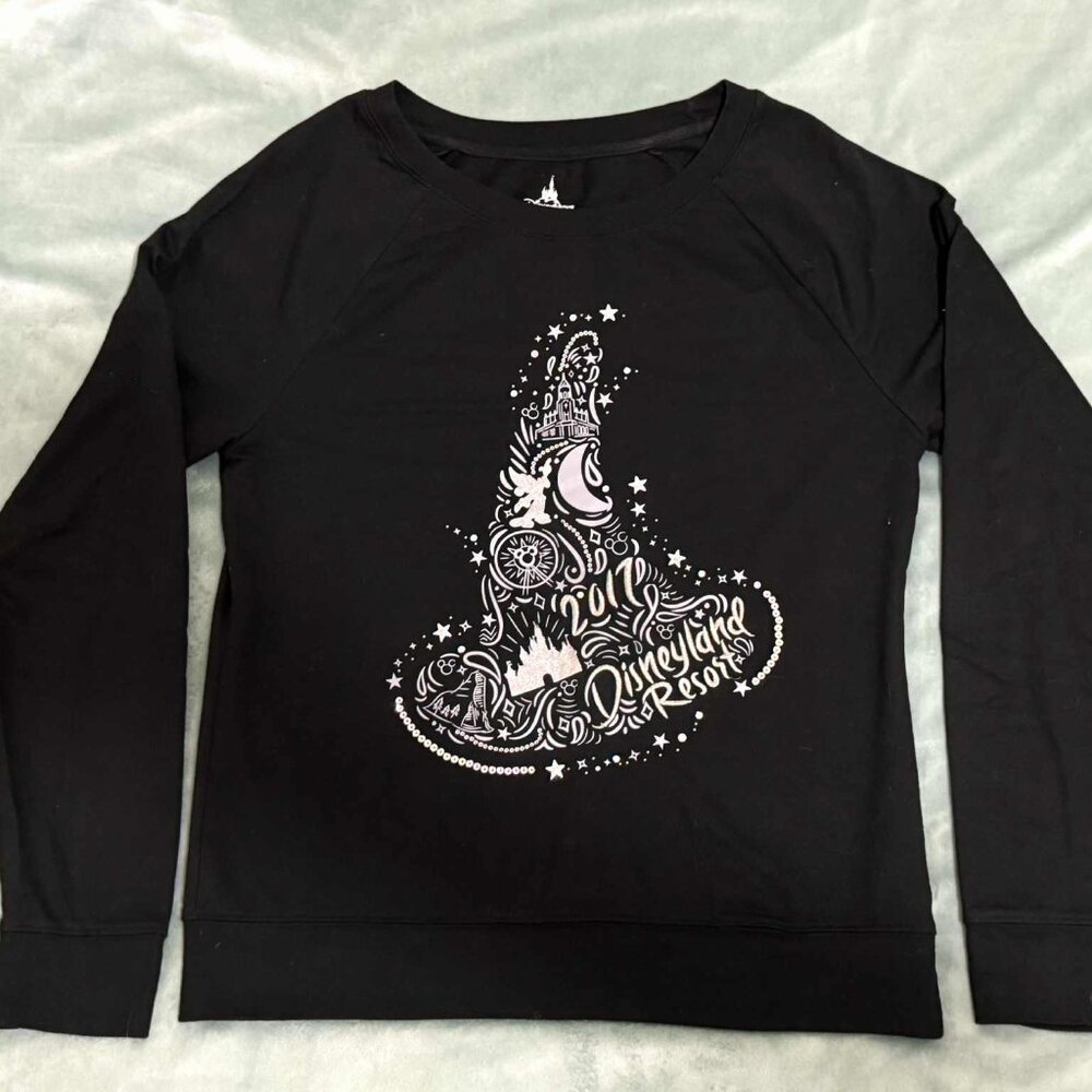 Disneyland Resort 2017 Sorcerer Hat Pullover Sweater